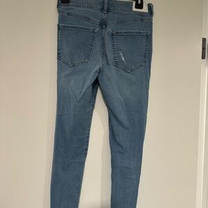 SKINNY HIGH RISE button up Jeans